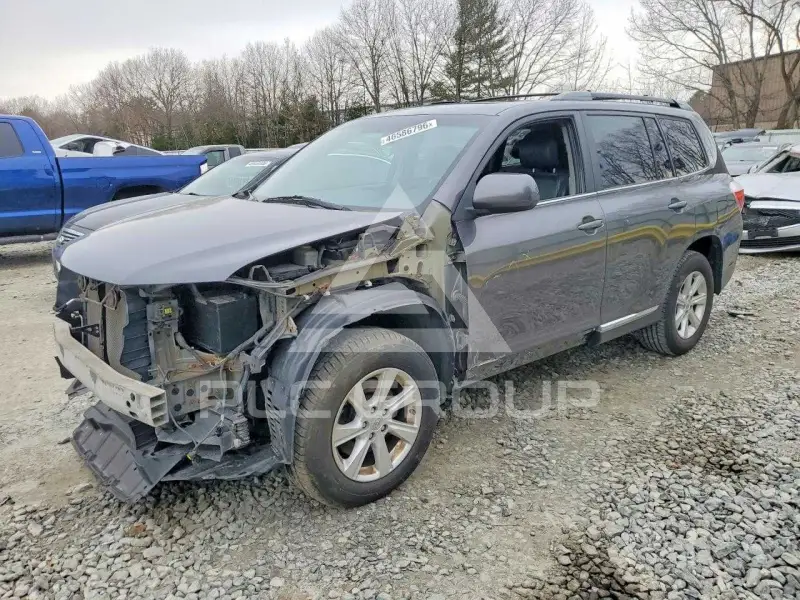 2011 Toyota Highlander фото