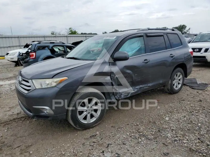 2011 Toyota Highlander фото