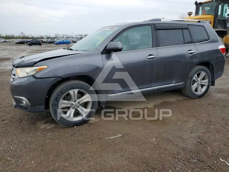 2011 Toyota Highlander photo