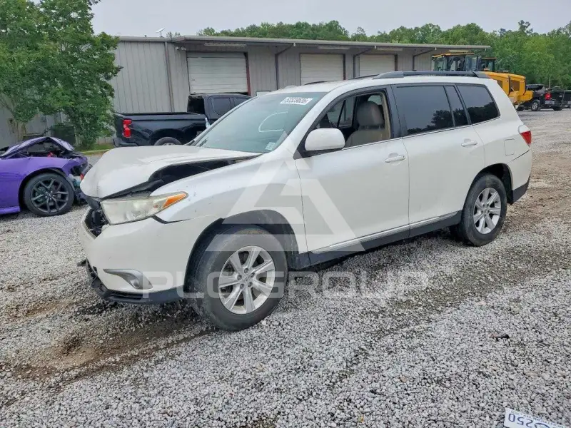 2011 Toyota Highlander фото