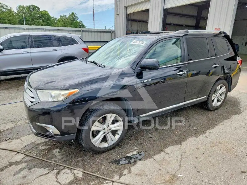2011 Toyota Highlander photo