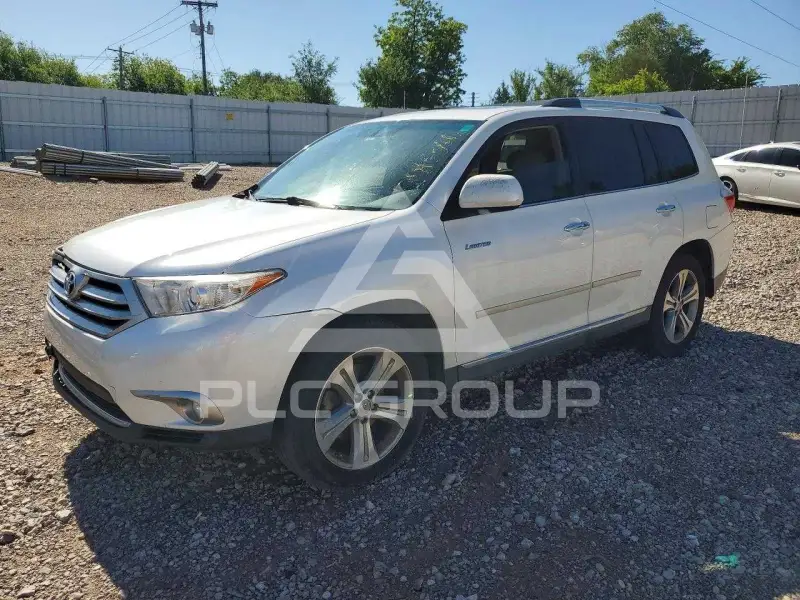 2011 Toyota Highlander фото