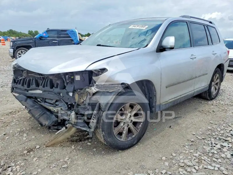 2011 Toyota Highlander фото