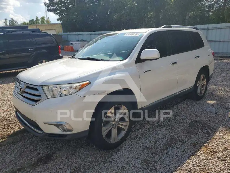 2011 Toyota Highlander photo