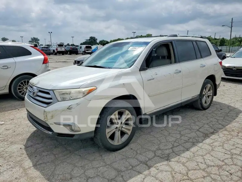 2011 Toyota Highlander photo
