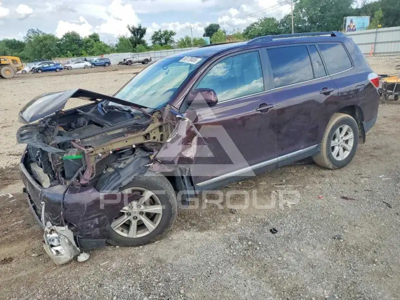 2011 Toyota Highlander photo
