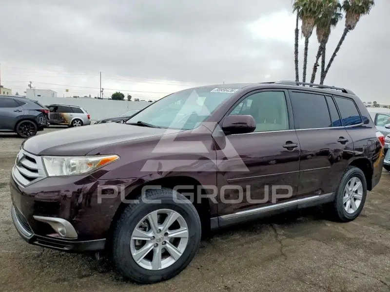 2011 Toyota Highlander photo