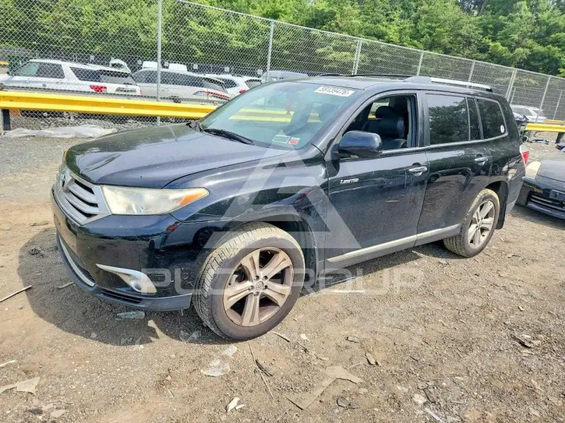 2011 Toyota Highlander фото