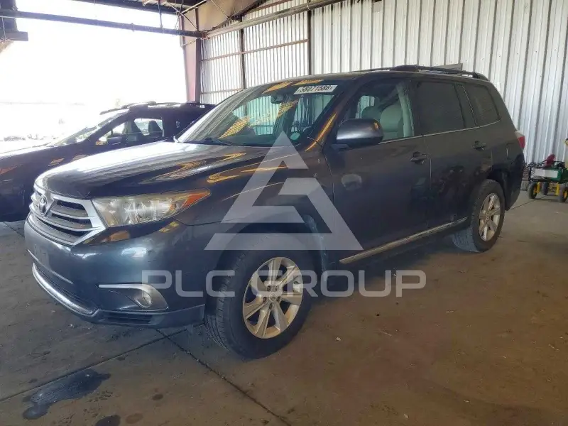 2011 Toyota Highlander photo