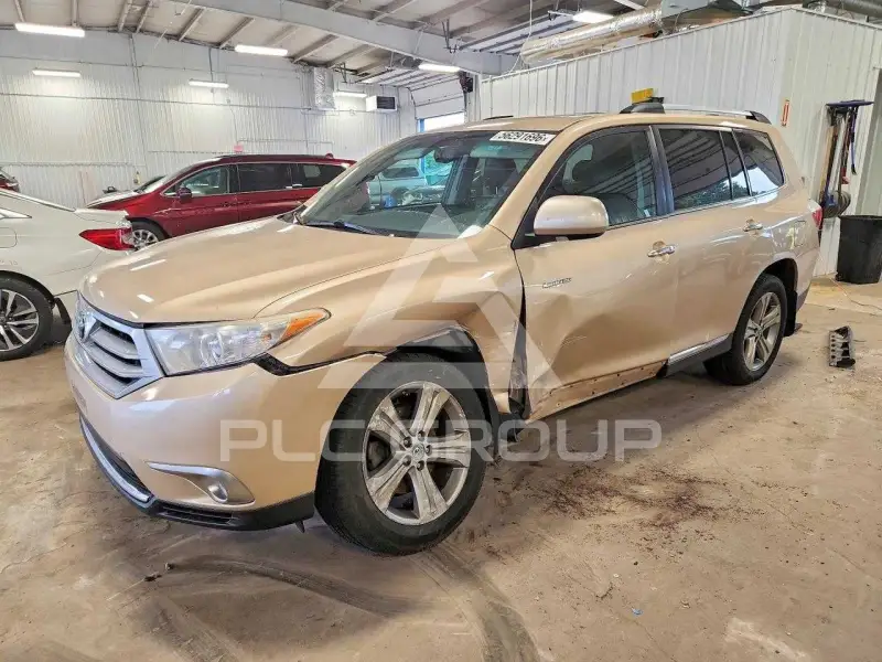 2011 Toyota Highlander фото
