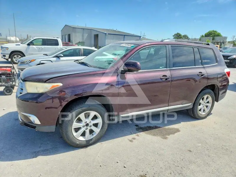 2011 Toyota Highlander фото