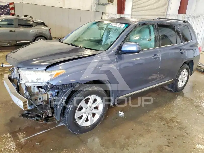 2011 Toyota Highlander фото