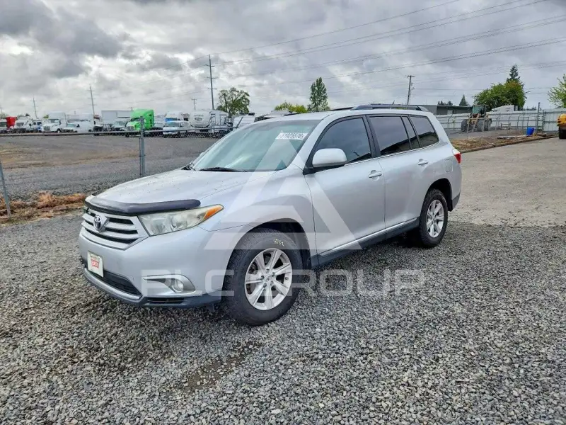 2011 Toyota Highlander фото