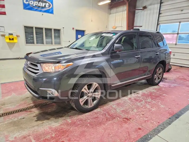 2011 Toyota Highlander фото