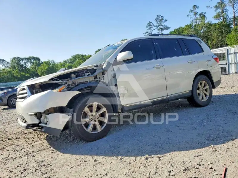 2011 Toyota Highlander фото