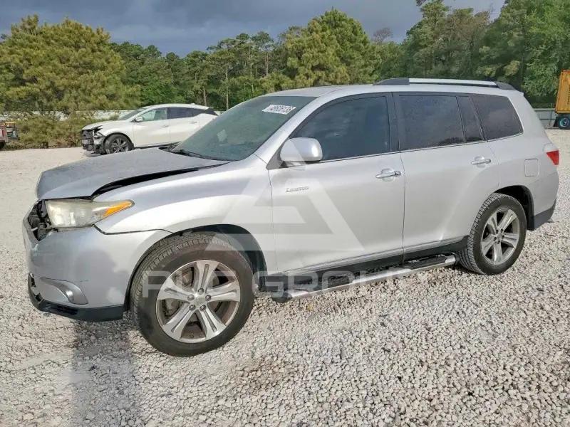 2011 Toyota Highlander фото