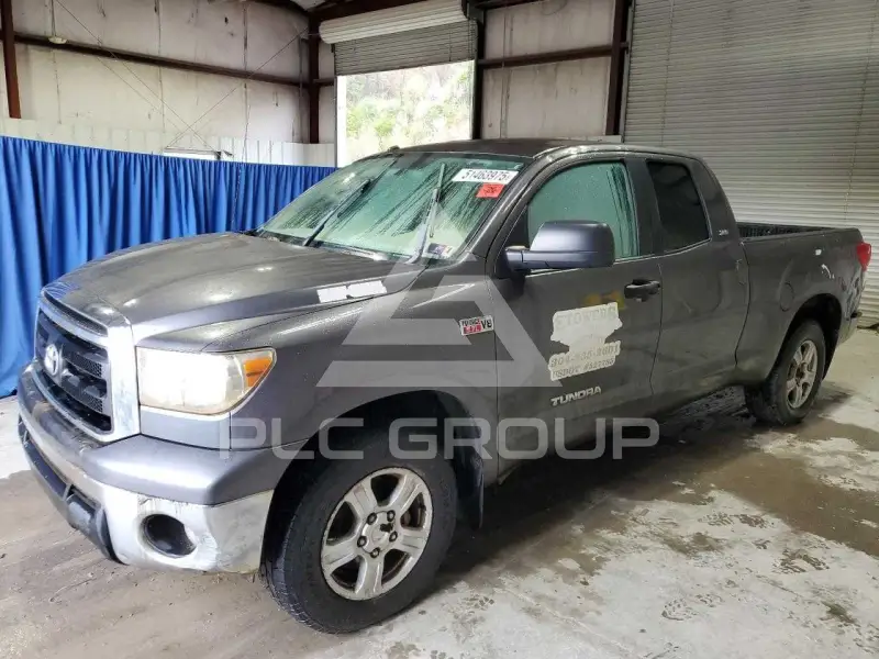 2011 Toyota TUNDRA photo