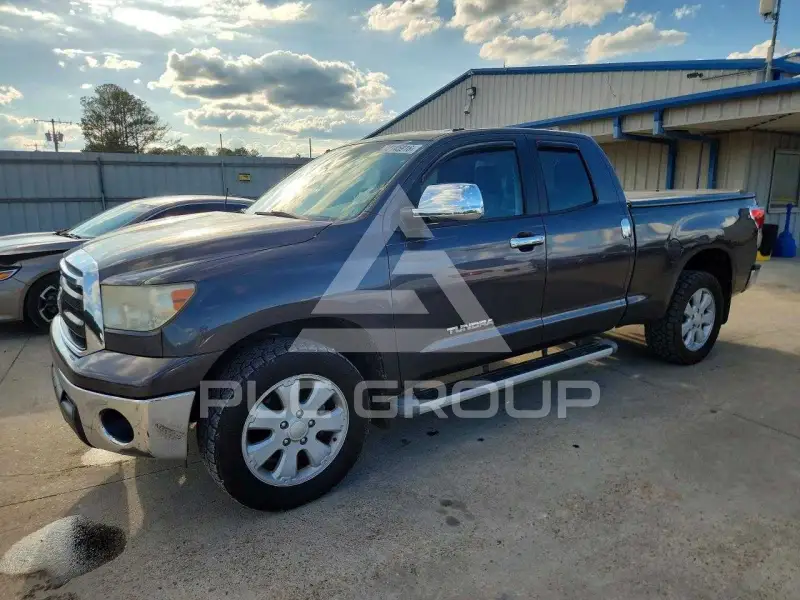 2011 Toyota TUNDRA фото