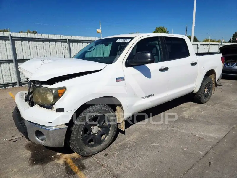 2011 Toyota TUNDRA фото