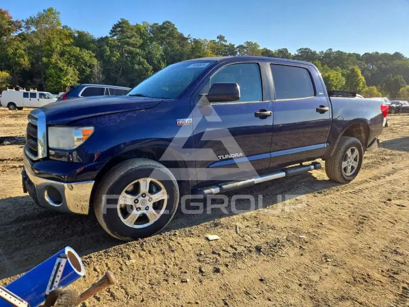 2011 Toyota TUNDRA photo