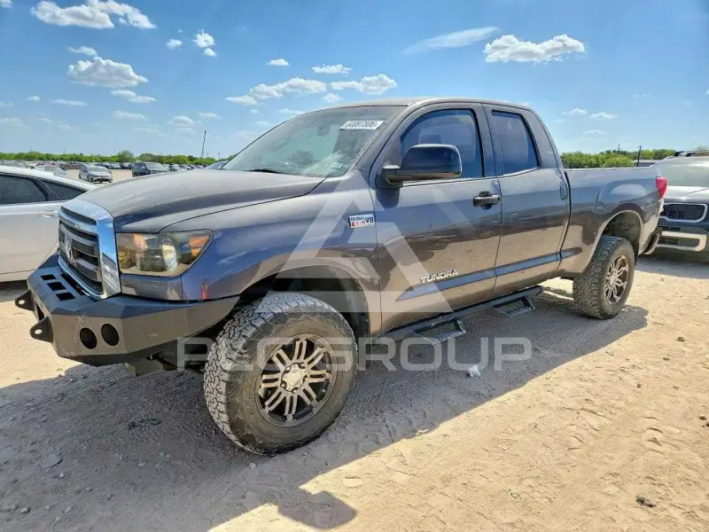 2011 Toyota TUNDRA фото