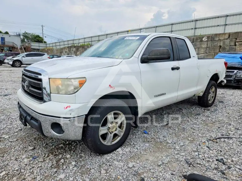 2011 Toyota TUNDRA фото