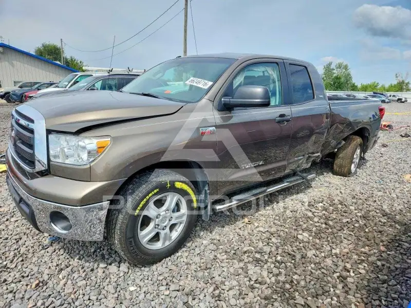 2011 Toyota TUNDRA фото