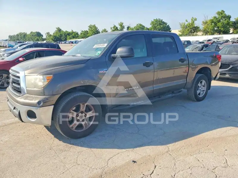 2011 Toyota TUNDRA photo