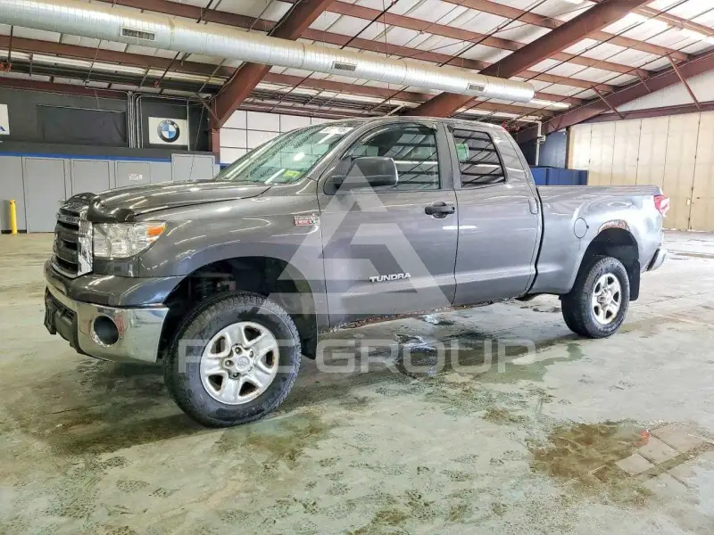 2011 Toyota TUNDRA фото