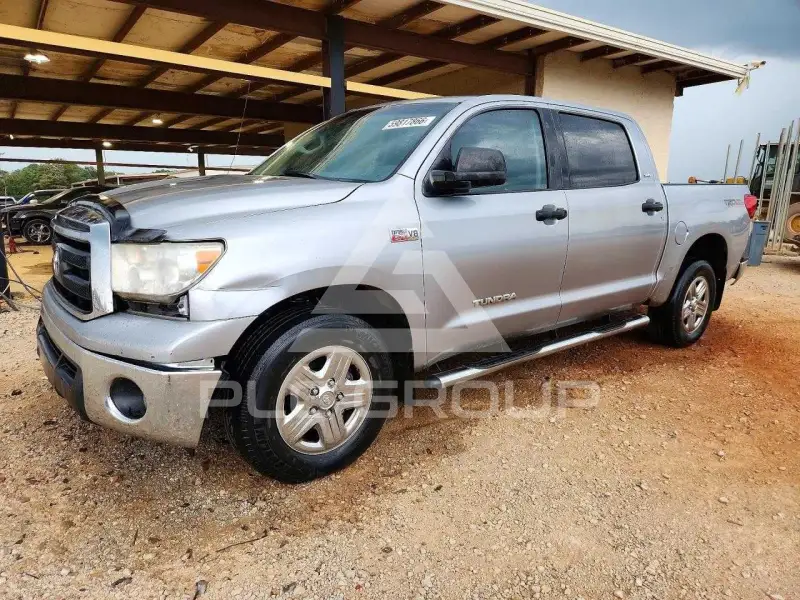 2011 Toyota TUNDRA фото