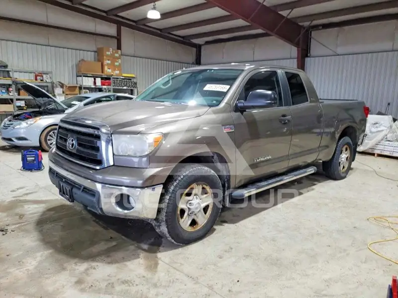 2011 Toyota TUNDRA фото