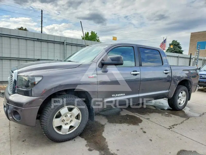 2011 Toyota TUNDRA photo