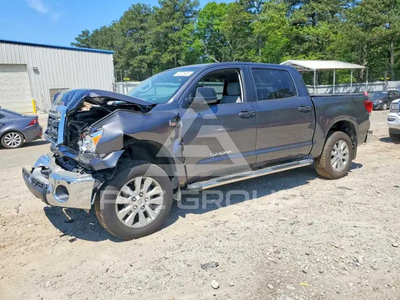 2011 Toyota TUNDRA фото