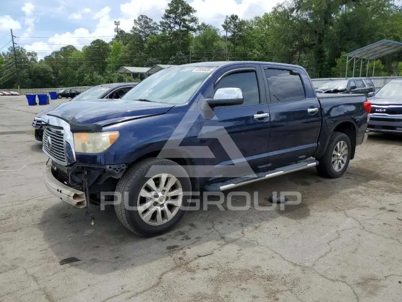 2011 Toyota TUNDRA photo