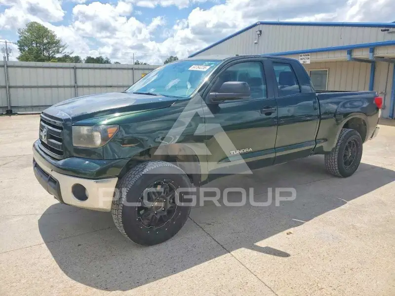 2011 Toyota TUNDRA photo