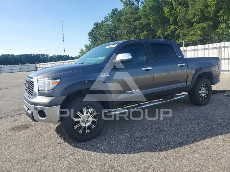 2011 Toyota TUNDRA фото
