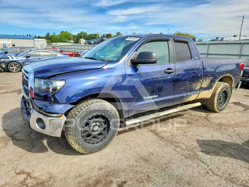 2011 Toyota TUNDRA фото