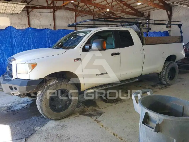 2011 Toyota TUNDRA фото