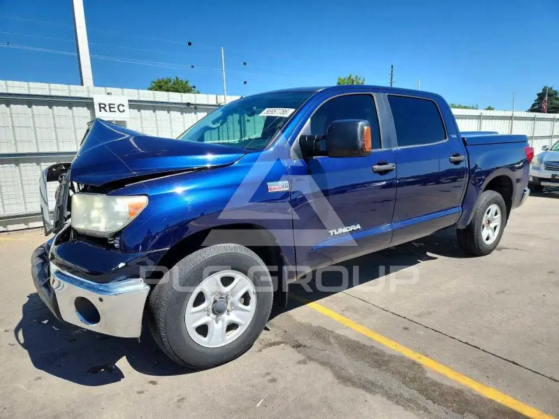 2011 Toyota TUNDRA photo