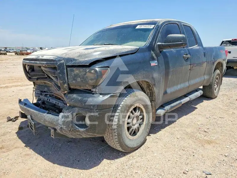 2011 Toyota TUNDRA photo