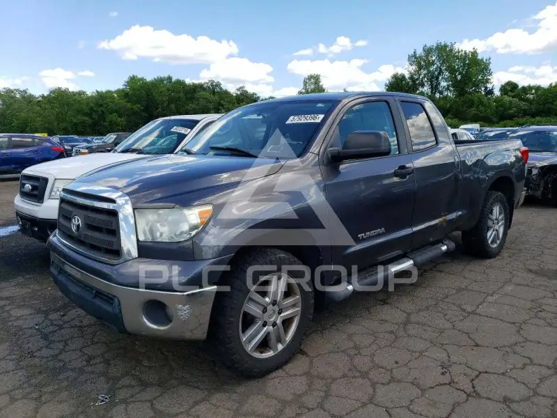 2011 Toyota TUNDRA фото