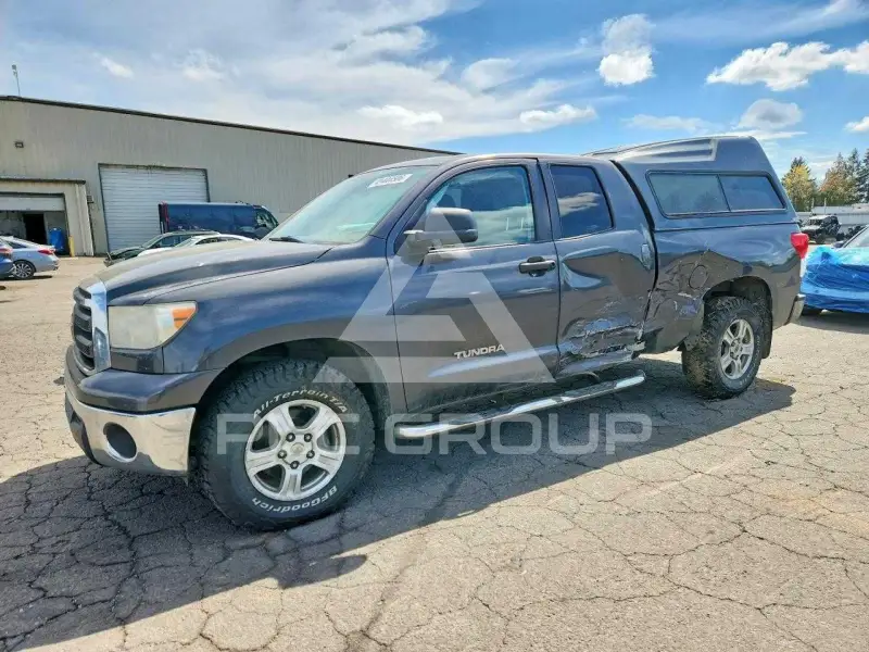 2011 Toyota TUNDRA фото