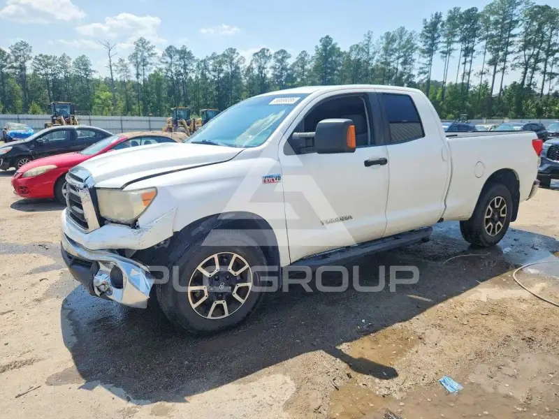 2011 Toyota TUNDRA фото
