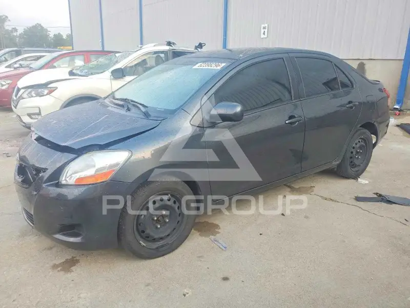 2011 Toyota YARIS фото