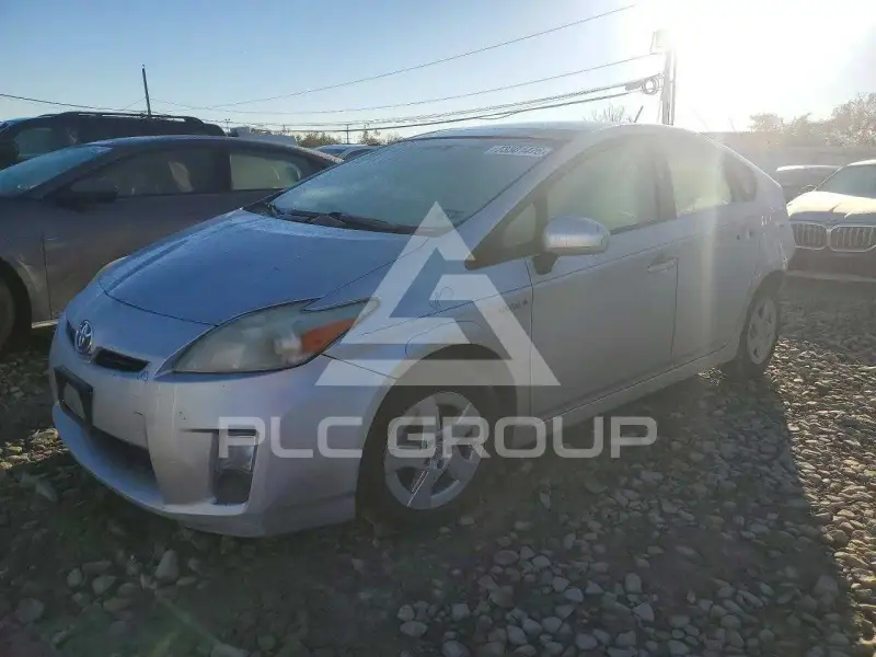 2011 Toyota PRIUS фото