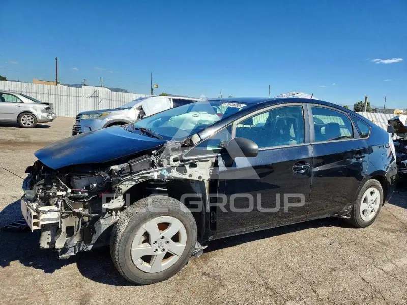 2011 Toyota PRIUS фото