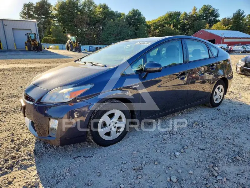 2011 Toyota PRIUS фото