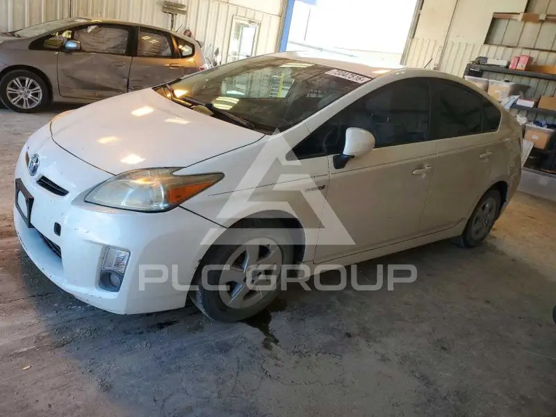 2011 Toyota PRIUS фото