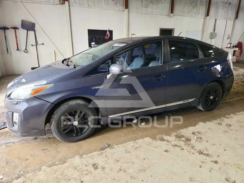 2011 Toyota PRIUS photo