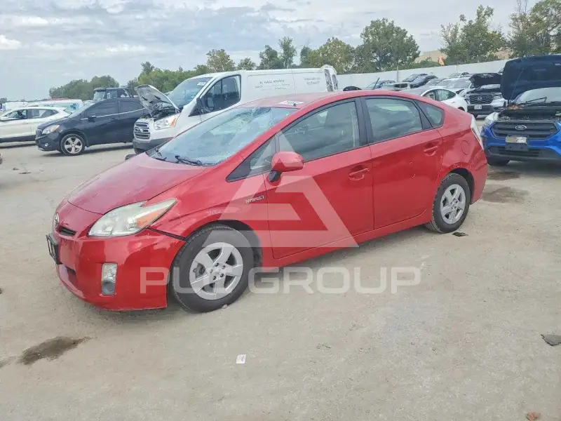 2011 Toyota PRIUS фото